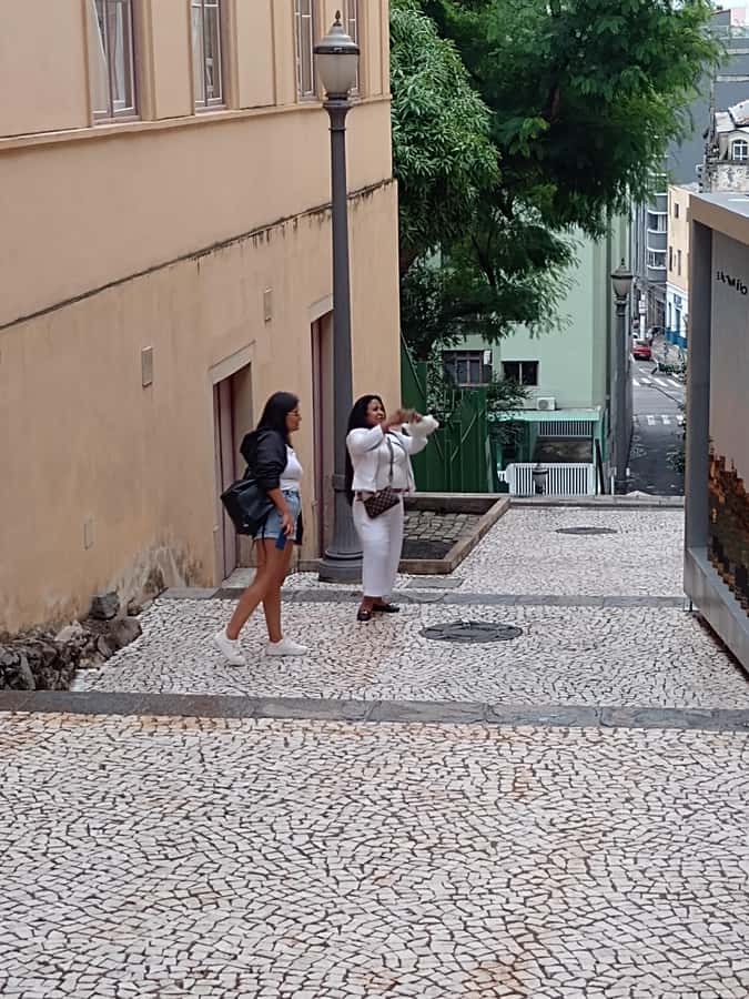 Special tour 8 hour (walking tour + nightlife ) - Using the metro to reach the old city