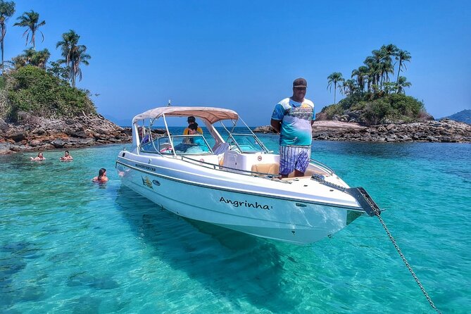 Speedboat ride - Paradise Islands - Angra dos Reis - Dentista Beach: white sand and weekend energy