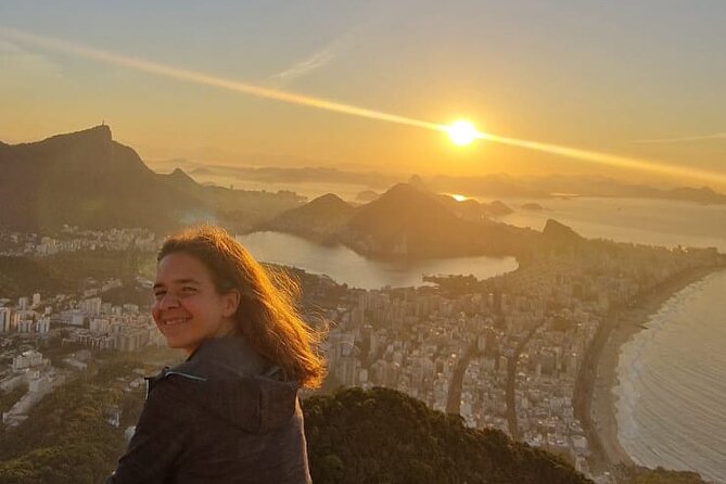 Sunrise at Morro 2 Irmãos - Vidigal - Rio de Janeiro - Christian and the value of a local guide