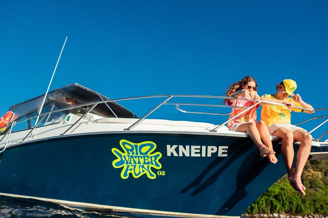 Sunset Boat Tour with Beer, Water, Soda and Snacks included - What the small group changes