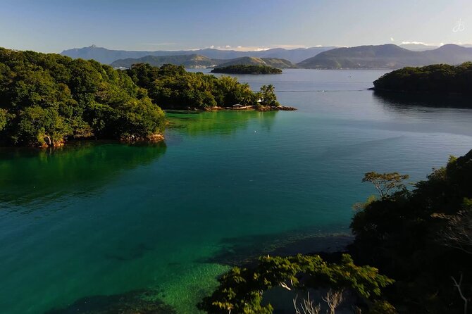 Super Blue Lagoon in Angra dos Reis - Araca Beach at Freguesia de Fora