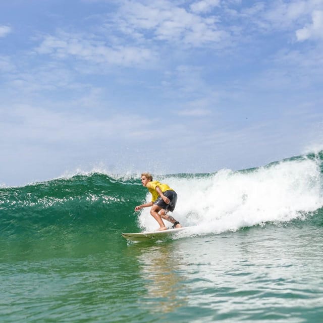 Surf lessons: in Arpoador in Ipanema. - What the strongest praise tells you about the teaching