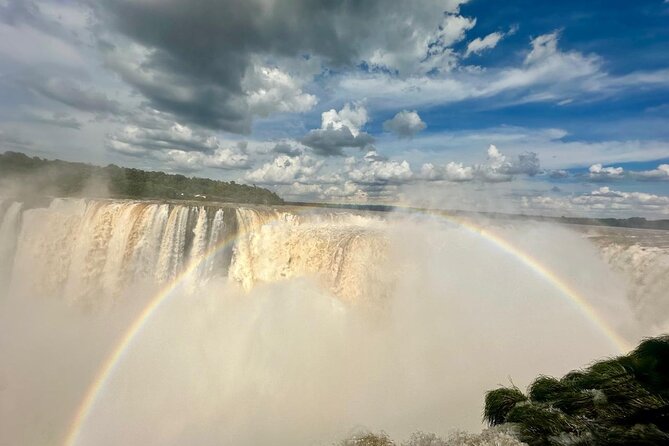 Tour 2 days: Brazilian Falls and Argentina & Bird Park - Why Seeing Both Sides of Iguazu Falls Matters