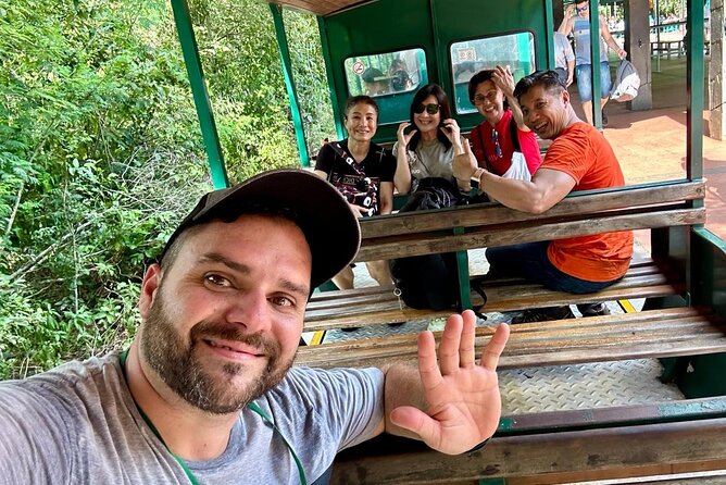 Tour 2 days: Brazilian Falls and Argentina & Bird Park - Day Two: Brazil’s 1,200-Meter Cataract Trail