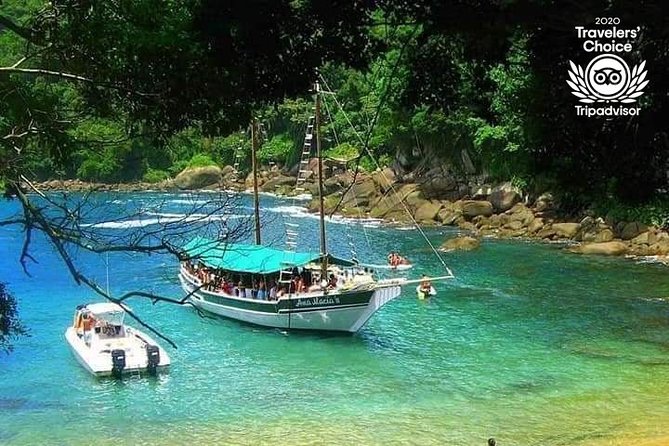 Tour to Angra dos Reis and Ilha Grande + Boat trip + Lunch - Araca Beach, a quiet pause among rocks and forest
