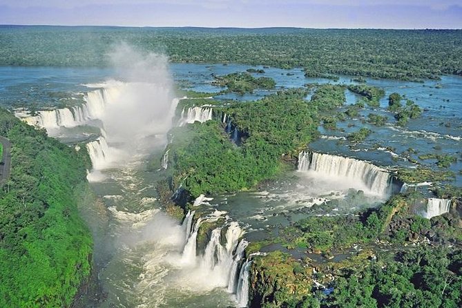 Tour to Iguassu Falls Brazilian side - Why the Brazilian side is the right first look