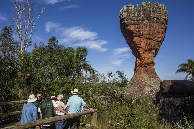 Tour to the State Park of Vila Velha - Timing, Entry Rules, and Practical Planning