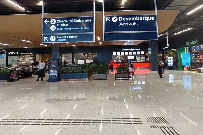 Transfer Florianópolis Airport from Balneário Camboriú and region by Centrotur - The return trip deserves extra planning