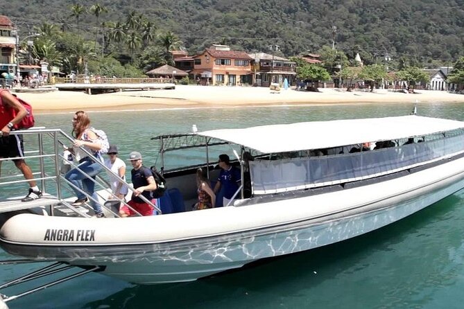 Transport from Paraty to Grand Island (or vice versa) - Comfort and Group Size