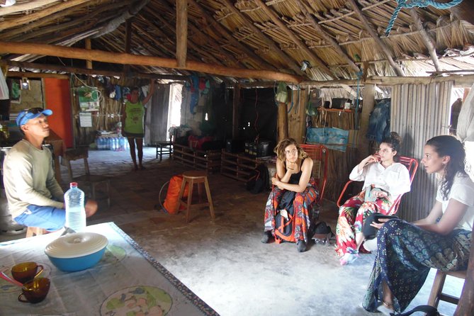 Trekking Costa Verde 3 Days - by Costa Leste EcoAventura - Guides and group size