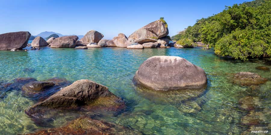 Trindade Day Trip: Nature and Sea Adventure from Paraty - The half-hour walk to Cachadaço natural pool