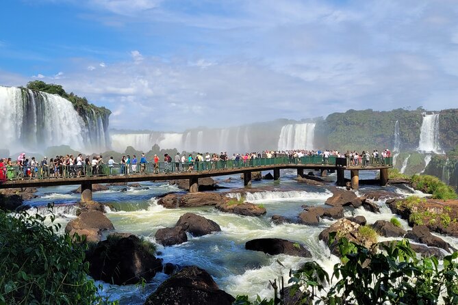 Waterfalls at Iguassu Tour with a private guide - Why Seeing Both Sides Matters