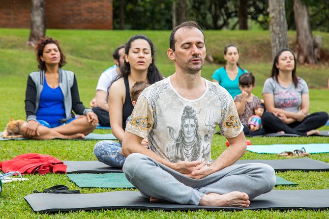 Yoga & Mindfulness - What Happens During the 90-Minute Session